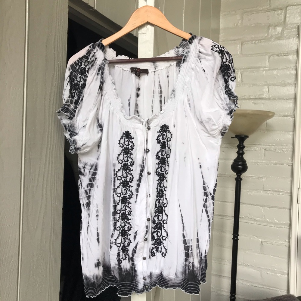 Cute peasant top